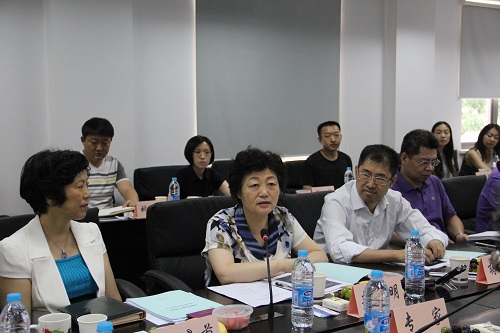 ä¸æµ·è´¢ç»å¤§å&shy;¦æ¨ä¸½ææ&nbsp;¡é¿è®²è¯