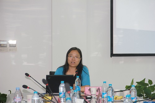 首都经济贸易大学经济研究所副所长李婧